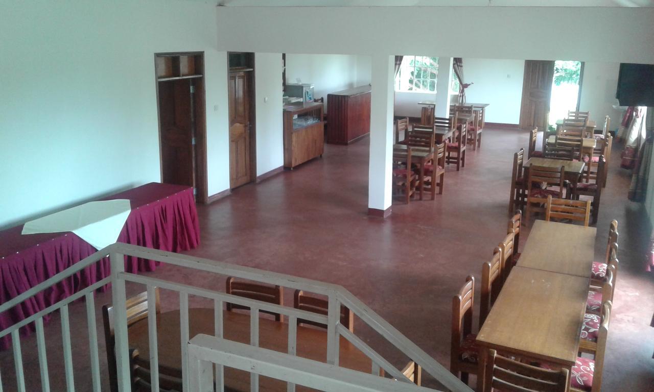 Skyway Hotel Entebbe Exterior photo