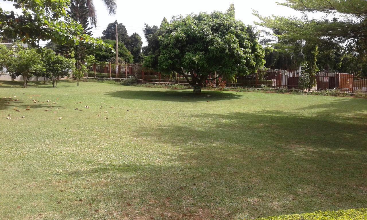 Skyway Hotel Entebbe Exterior photo