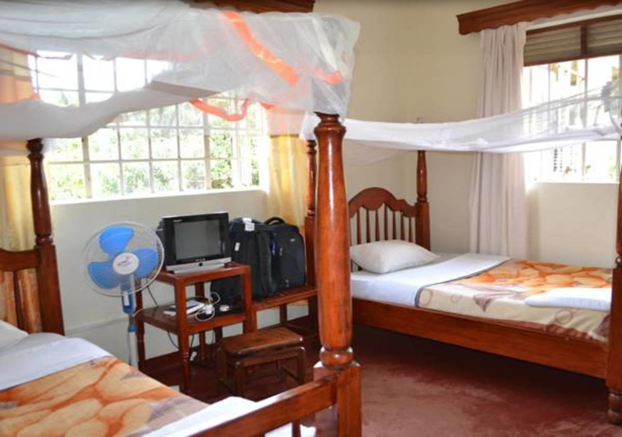 Skyway Hotel Entebbe Exterior photo