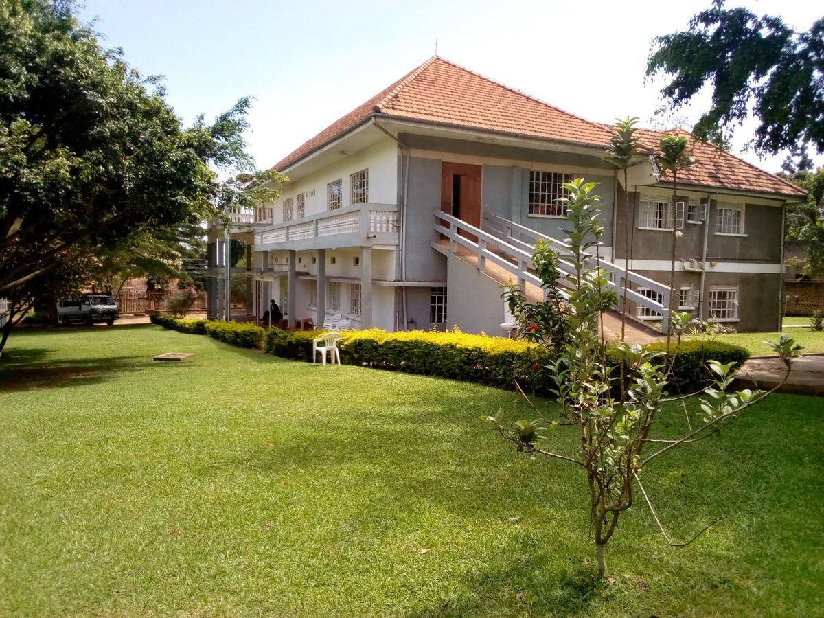 Skyway Hotel Entebbe Exterior photo